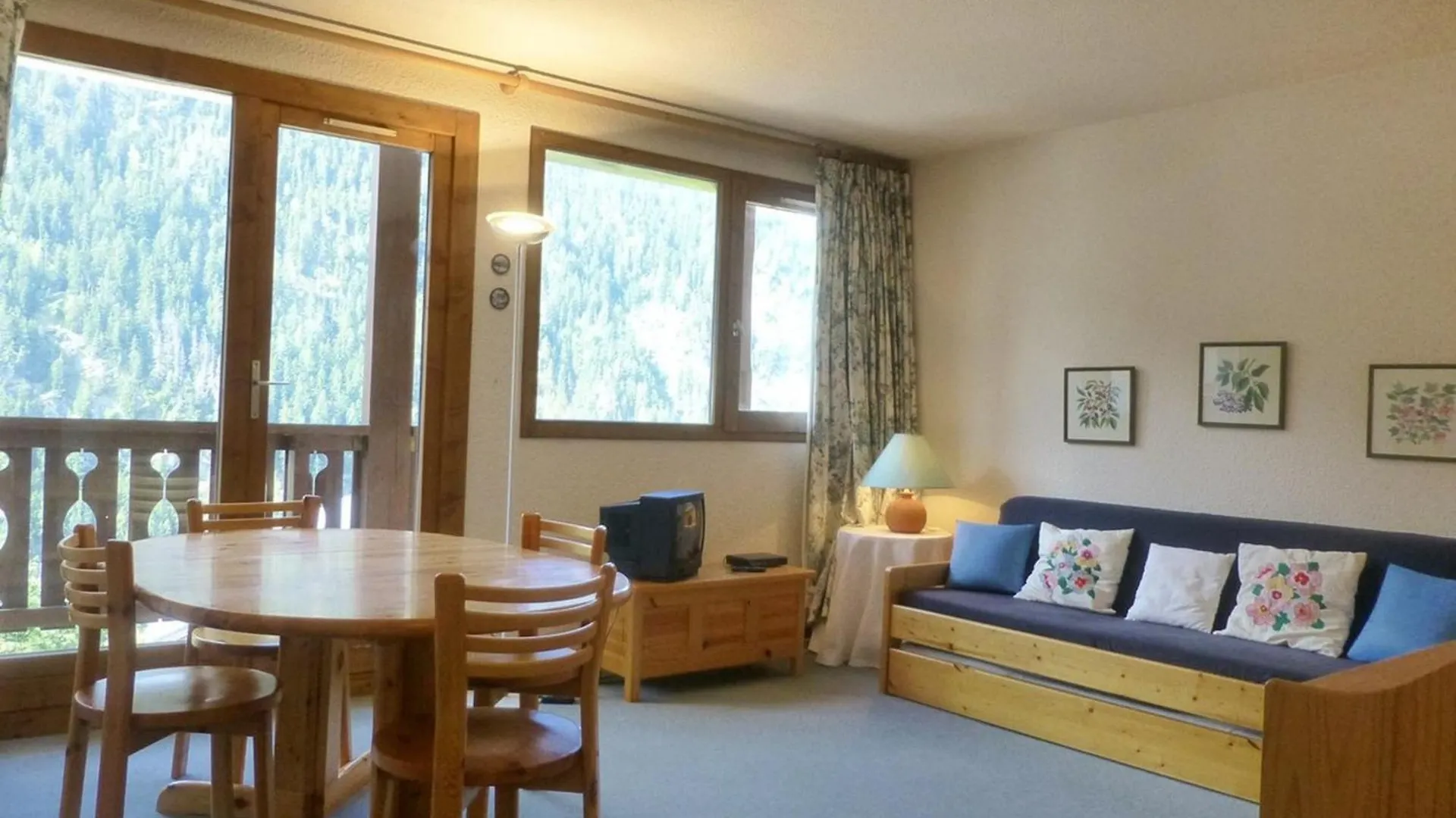 Charmant 2 Pieces Pour 5 Pers. Au Coeur De Peisey Village - Fr-1-757-125 Landry
